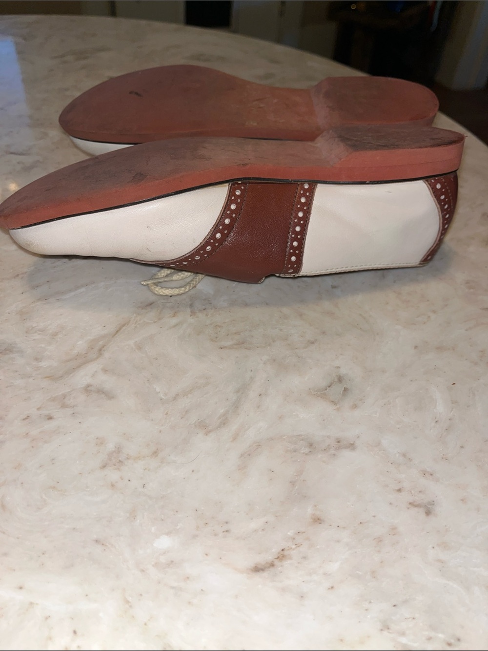 Vintage Dexter Cream and Brown Saddle Shoes - Picture 10 of 10